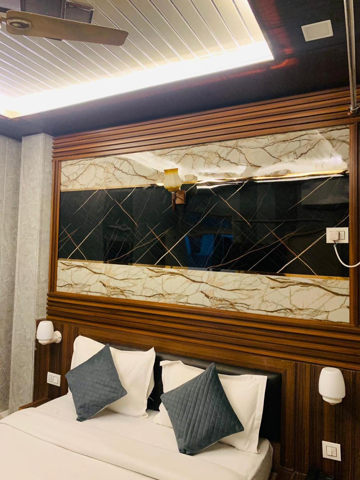 The For U - A Luxury Stay Rishikesh Ngoại thất bức ảnh